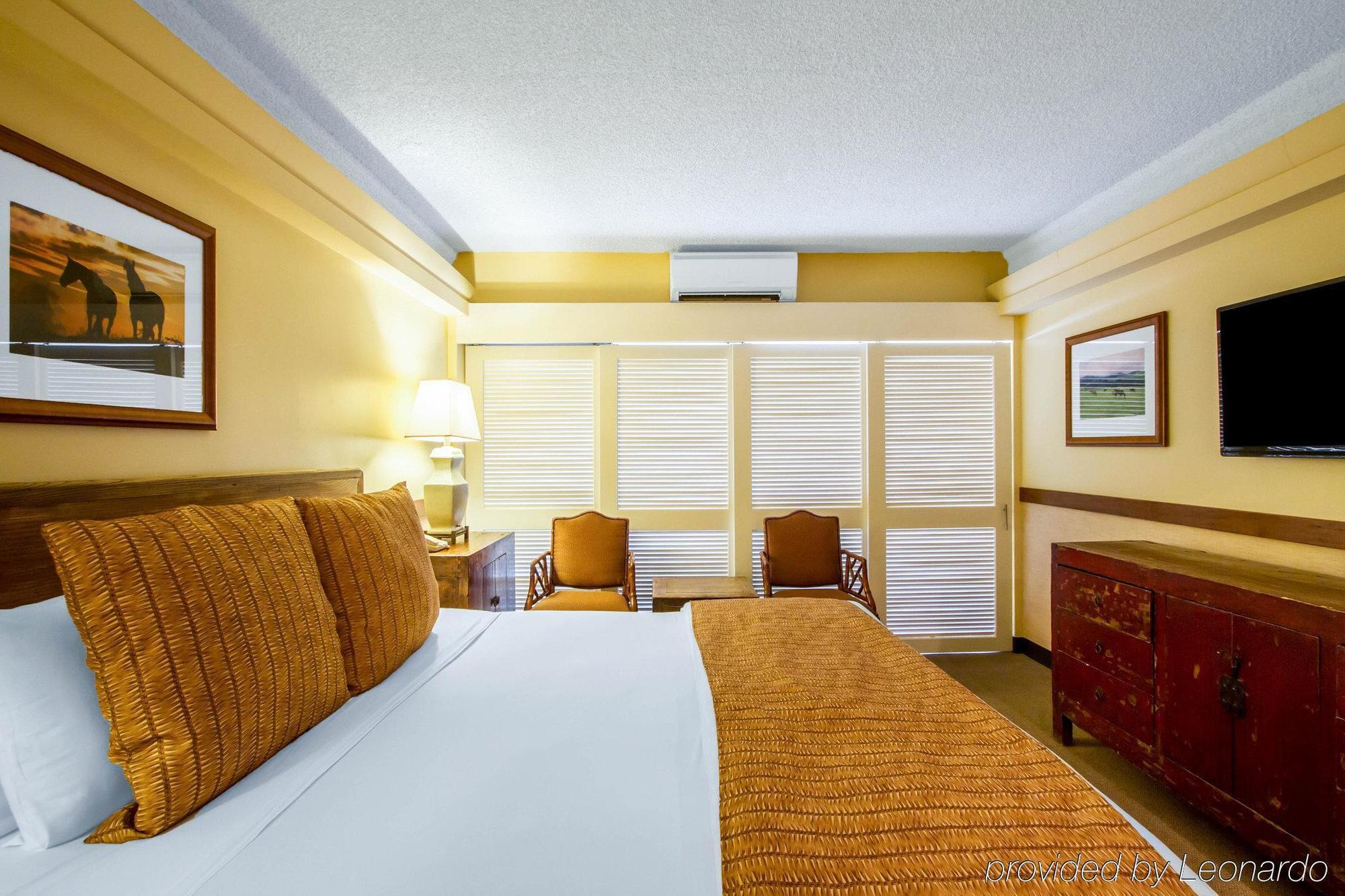 Hotel Equus Honolulu Zewnętrze zdjęcie