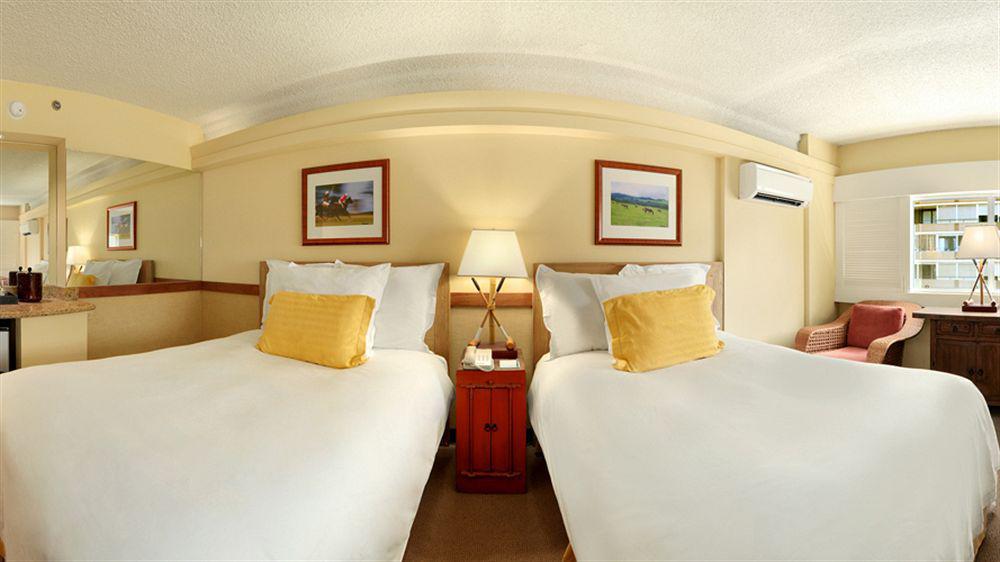 Hotel Equus Honolulu Zewnętrze zdjęcie